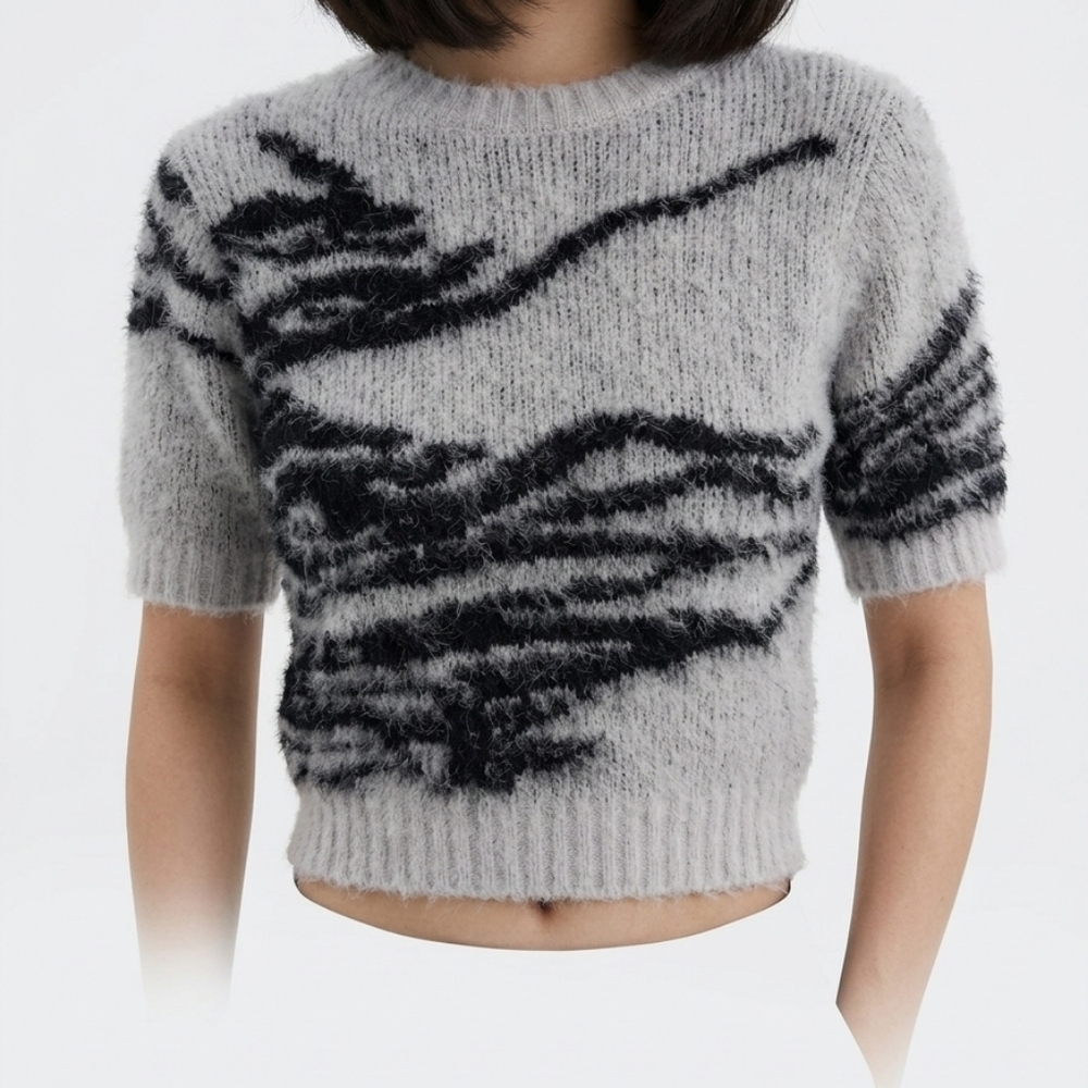 Scoop Tiger Print Short Sleeve Cropped Sweater - Size S
